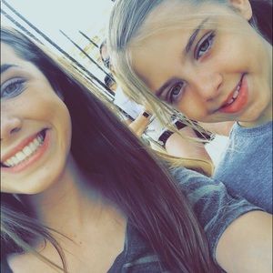 Meet your Posher, Ava